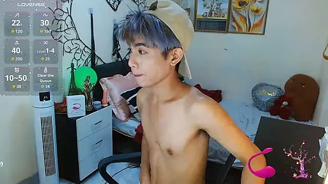 WildestTwink online show from September 16, 2025, 3:57 pm