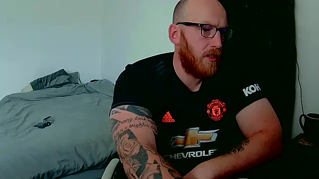 Snapshot of Tilerdadbod chatting on May 24, 2026, 7:35 am Tilerdadbod online show from May 24, 2026, 7:35 am