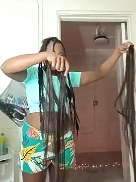 Xochillovemoney2 online show from October 29, 2025, 3:42 am