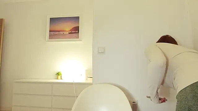 Snapshot of StracciaStella- chatting on December 22, 2025, 4:37 pm StracciaStella- online show from December 22, 2025, 4:37 pm