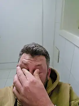 ktmtom247 online show from February 24, 2025, 3:44 am