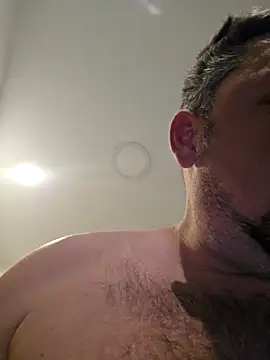 ktmtom247 online show from April 12, 2026, 3:00 am