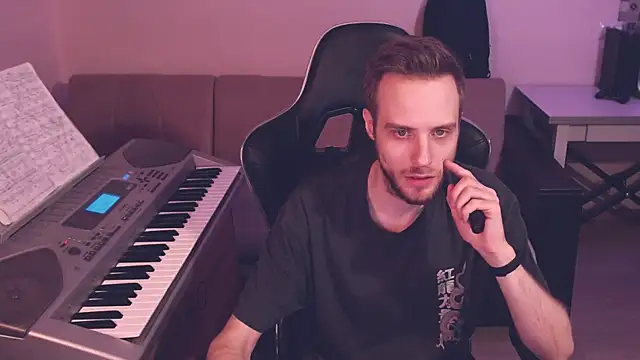 Sweetparker online show from January 17, 2025, 4:04 pm