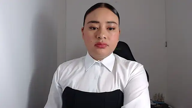 ReyleDoll online show from December 5, 2024, 8:44 pm