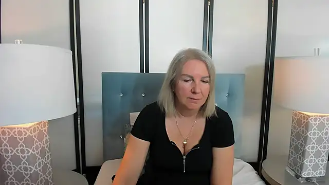 Snapshot of EricaTop chatting on January 11, 2025, 9:15 am EricaTop online show from January 11, 2025, 9:15 am