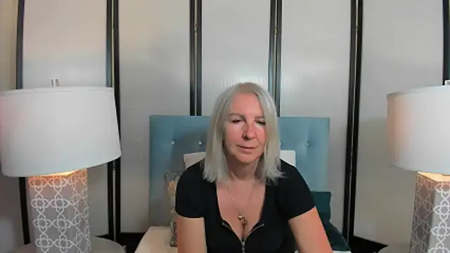 EricaTop online show from May 28, 2026, 8:17 pm