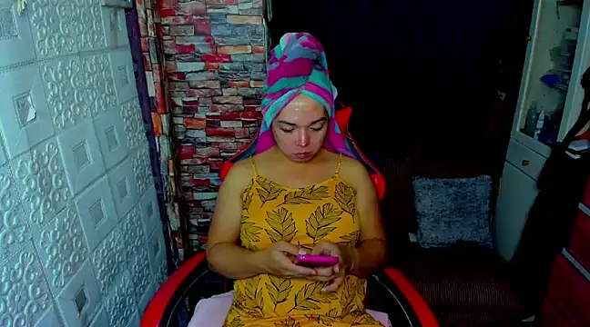 Snapshot of tssexylover chatting on December 17, 2024, 12:54 pm tssexylover online show from December 17, 2024, 12:54 pm