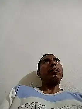 Snapshot of desnudo_Sexoxo chatting on November 28, 2025, 2:25 am desnudo Sexoxo online show from November 28, 2025, 2:25 am