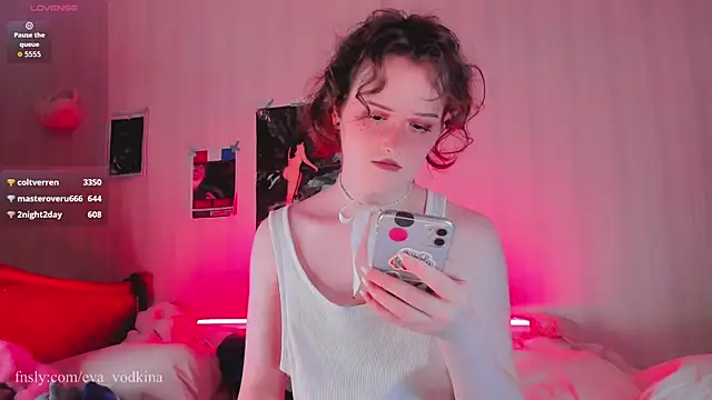 Snapshot of eva_vodkina chatting on July 13, 2026, 8:00 pm eva vodkina online show from July 13, 2026, 8:00 pm