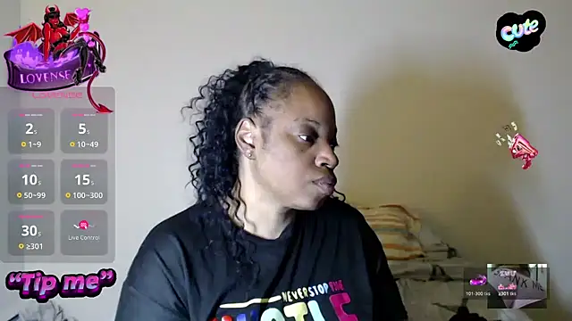 Sexymona1218 online show from December 4, 2025, 11:24 pm