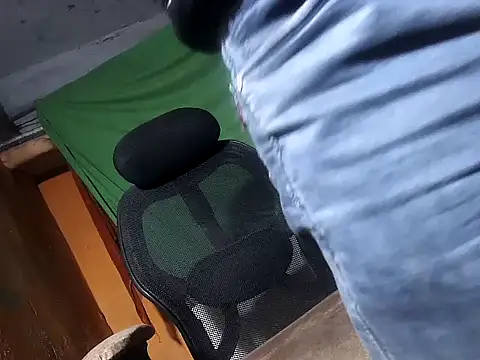 desiboy1101 online show from January 13, 2026, 1:16 pm