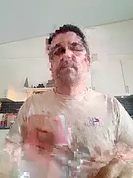 dick81 online show from April 9, 2026, 6:02 pm