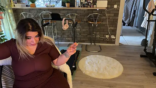 Monageil online show from March 2, 2026, 10:11 am