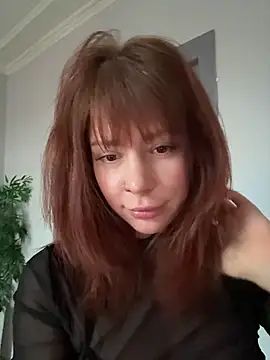 Snapshot of Oopsfoxy chatting on February 18, 2026, 6:09 am Oopsfoxy online show from February 18, 2026, 6:09 am