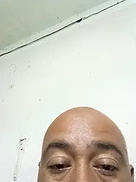 GeorgeVergaGrues online show from October 8, 2025, 3:15 am