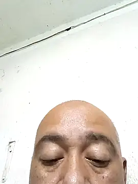 GeorgeVergaGrues online show from October 26, 2025, 3:34 am