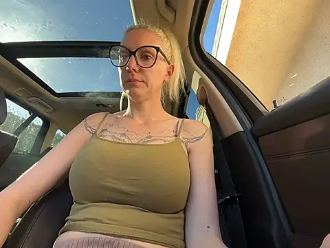 Snapshot of didi-diamond chatting on February 22, 2026, 8:57 am didi-diamond online show from February 22, 2026, 8:57 am