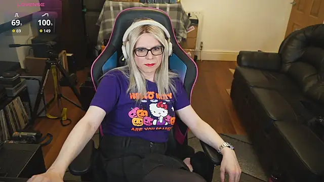 KelseyCobalt online show from September 30, 2025, 8:03 pm