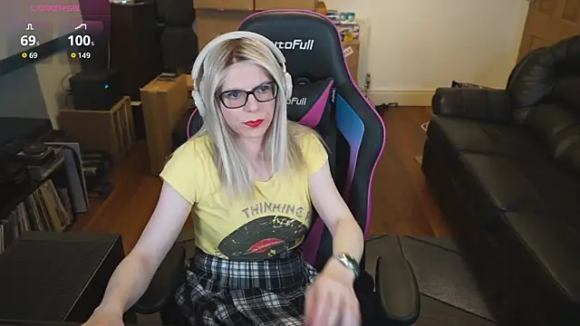 KelseyCobalt online show from December 19, 2025, 9:44 pm