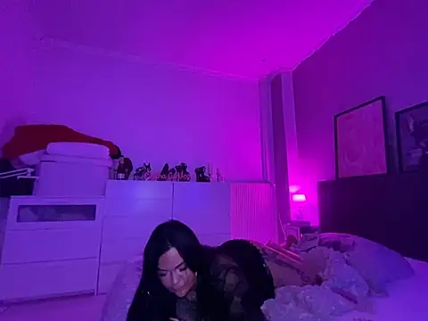  MelinaCurves  online show from January 25, 2025, 4:13 am