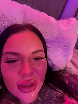  MelinaCurves  online show from September 14, 2025, 7:57 pm