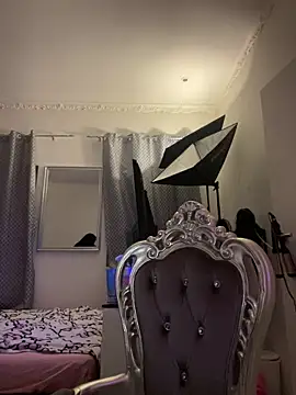  MelinaCurves  online show from October 13, 2025, 9:37 pm