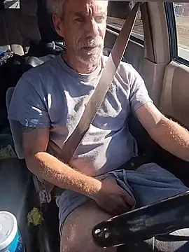 Snapshot of Biknight chatting on November 23, 2025, 4:07 pm Biknight online show from November 23, 2025, 4:07 pm