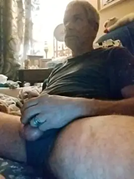 Snapshot of Biknight chatting on February 11, 2026, 2:49 am Biknight online show from February 11, 2026, 2:49 am