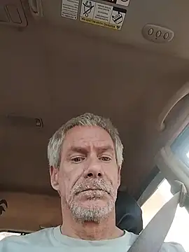 Snapshot of Biknight chatting on March 4, 2026, 12:44 pm Biknight online show from March 4, 2026, 12:44 pm