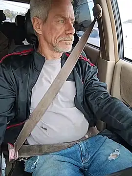 Snapshot of Biknight chatting on March 18, 2026, 10:02 pm Biknight online show from March 18, 2026, 10:02 pm