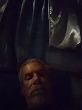 Snapshot of Biknight chatting on April 7, 2026, 10:59 am Biknight online show from April 7, 2026, 10:59 am