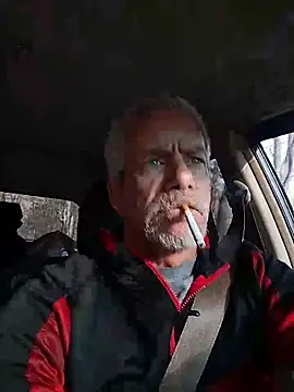 Snapshot of Biknight chatting on April 9, 2026, 1:05 pm Biknight online show from April 9, 2026, 1:05 pm