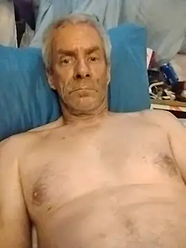 Snapshot of Biknight chatting on April 15, 2026, 1:34 am Biknight online show from April 15, 2026, 1:34 am