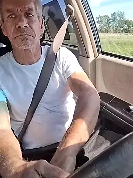 Snapshot of Biknight chatting on April 15, 2026, 2:13 pm Biknight online show from April 15, 2026, 2:13 pm