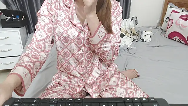 Hanako love online show from February 1, 2025, 3:39 pm
