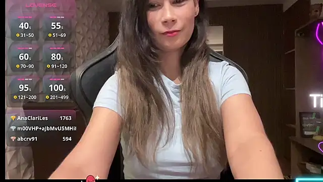 Leilacharlotte online show from February 26, 2026, 9:25 pm