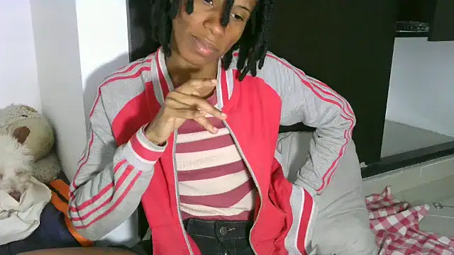 Snapshot of africa_deluxe chatting on February 15, 2025, 1:27 pm africa deluxe online show from February 15, 2025, 1:27 pm