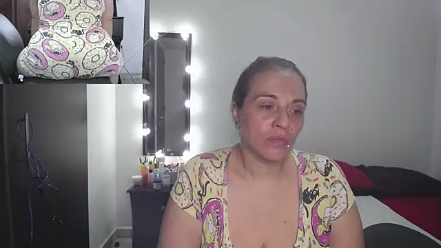 zoe hotxxx online show from February 1, 2025, 2:13 pm