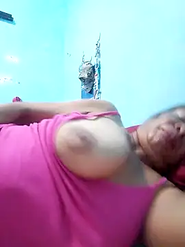 sexylizzy4u online show from October 3, 2025, 7:55 pm