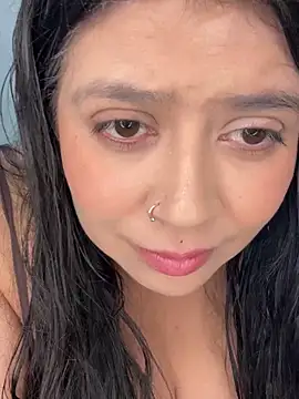 emilyjohanson online show from January 22, 2025, 1:20 am