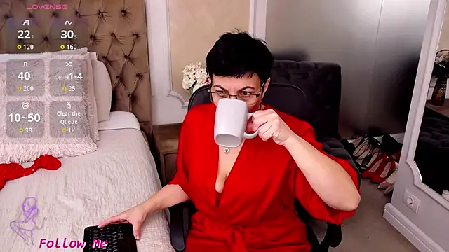 BustyPenellope online show from February 14, 2026, 3:47 am