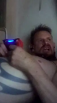 Snapshot of Skody31 chatting on December 18, 2024, 10:51 am Skody31 online show from December 18, 2024, 10:51 am