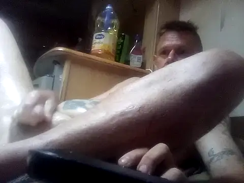 Snapshot of Skody31 chatting on December 30, 2024, 10:01 pm Skody31 online show from December 30, 2024, 10:01 pm