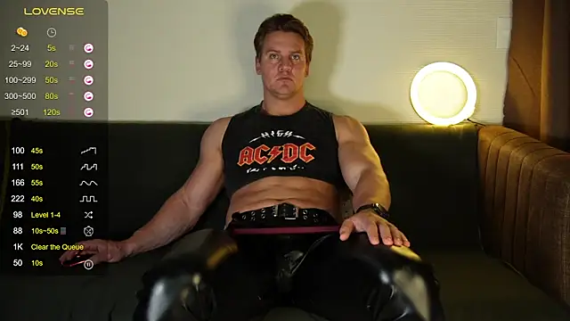 Snapshot of SteeveMuscle chatting on February 11, 2025, 2:25 am SteeveMuscle online show from February 11, 2025, 2:25 am