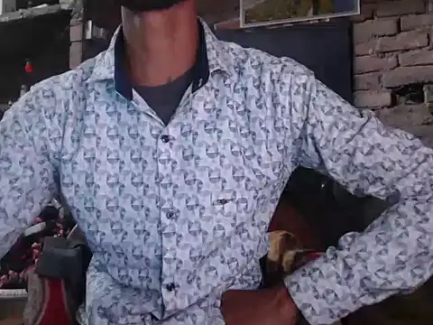 Snapshot of ThethunderPo chatting on February 22, 2025, 9:23 am ThethunderPo online show from February 22, 2025, 9:23 am