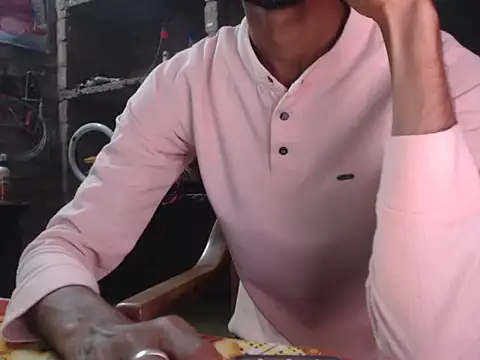 Snapshot of ThethunderPo chatting on February 26, 2025, 1:08 pm ThethunderPo online show from February 26, 2025, 1:08 pm