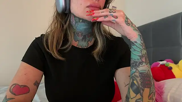 airgeadx online show from April 23, 2026, 5:04 pm