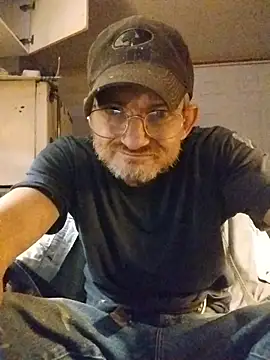 ROBERT0516 online show from November 23, 2025, 4:40 pm