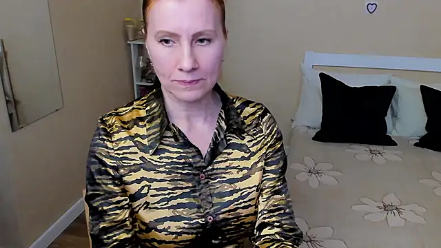 FoxySophia online show from September 26, 2025, 8:29 am