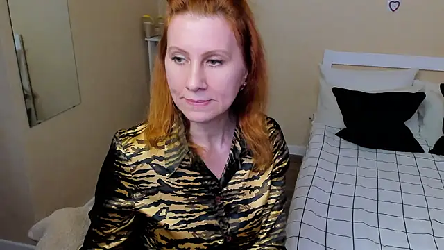 FoxySophia online show from September 26, 2025, 8:57 pm